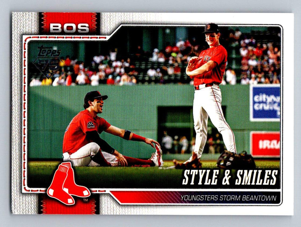 2026 Topps #260 Style &amp; Smiles